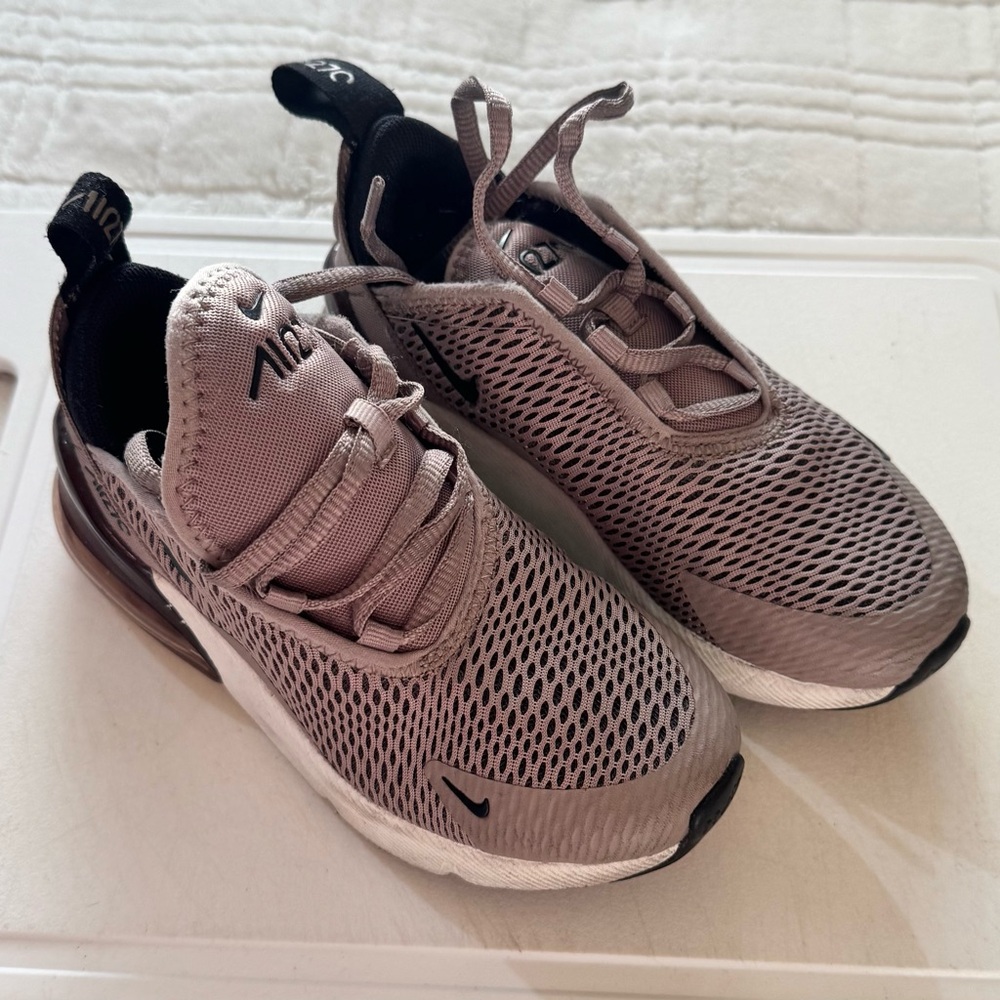 Nike Kids' Sneakers - Gray and Black
